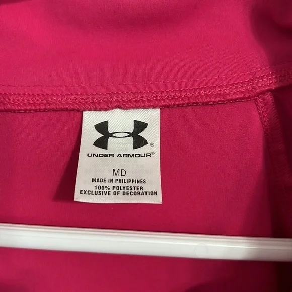 UNDER armour polyester drawstring light pull over - Picture 4 of 13
